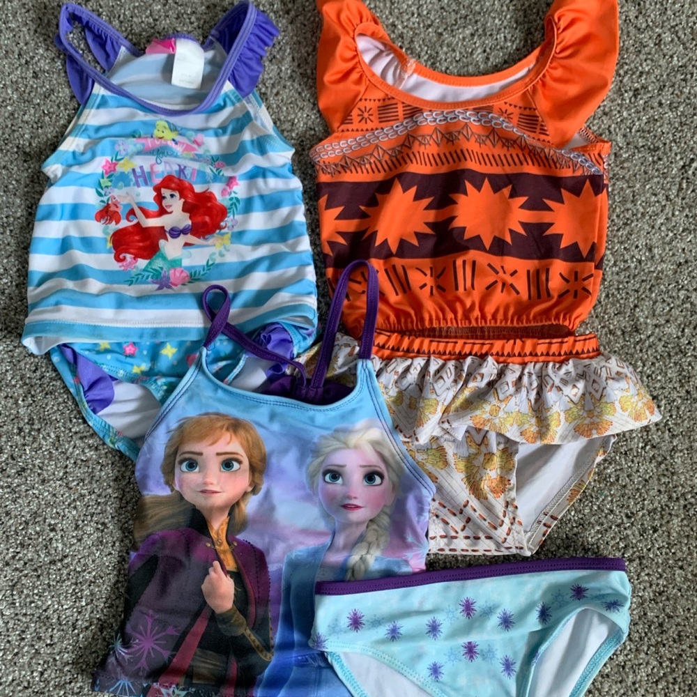 Bathing suits (3)